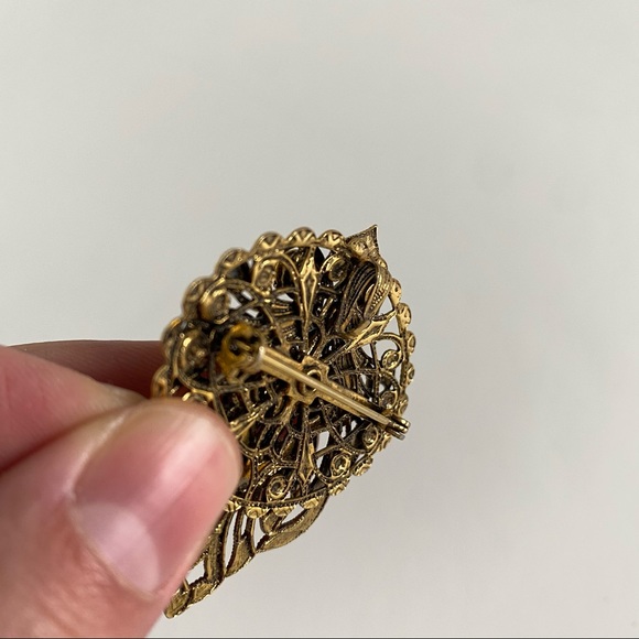 Vintage Ruby Red Gold Bronze Broach Pin Pendant No Markings or Brand - Picture 5 of 10